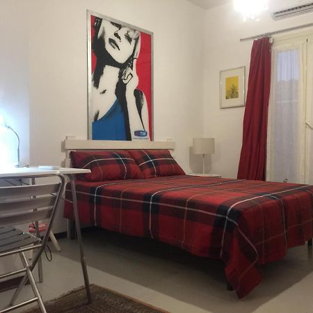 Short Let Hotell Olbia Exteriör bild