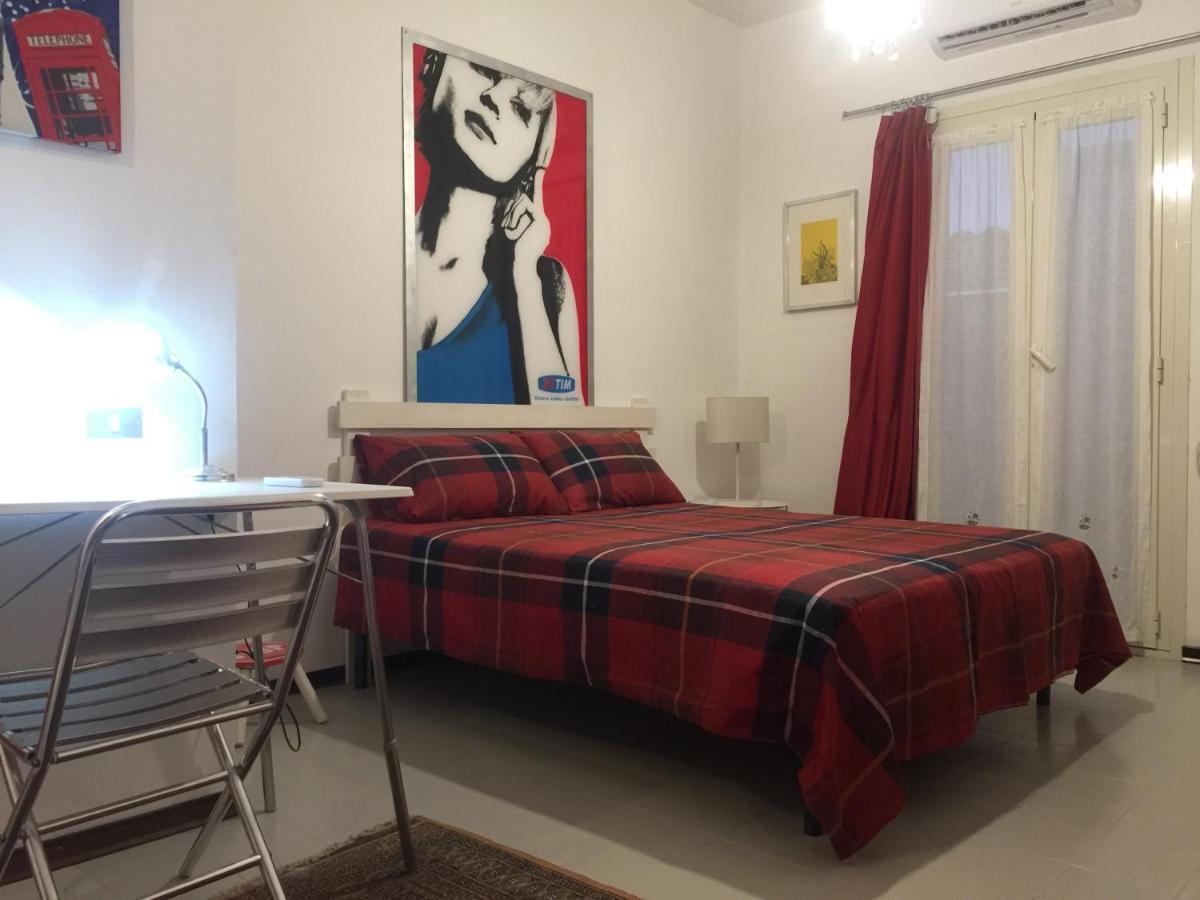 Short Let Hotell Olbia Exteriör bild