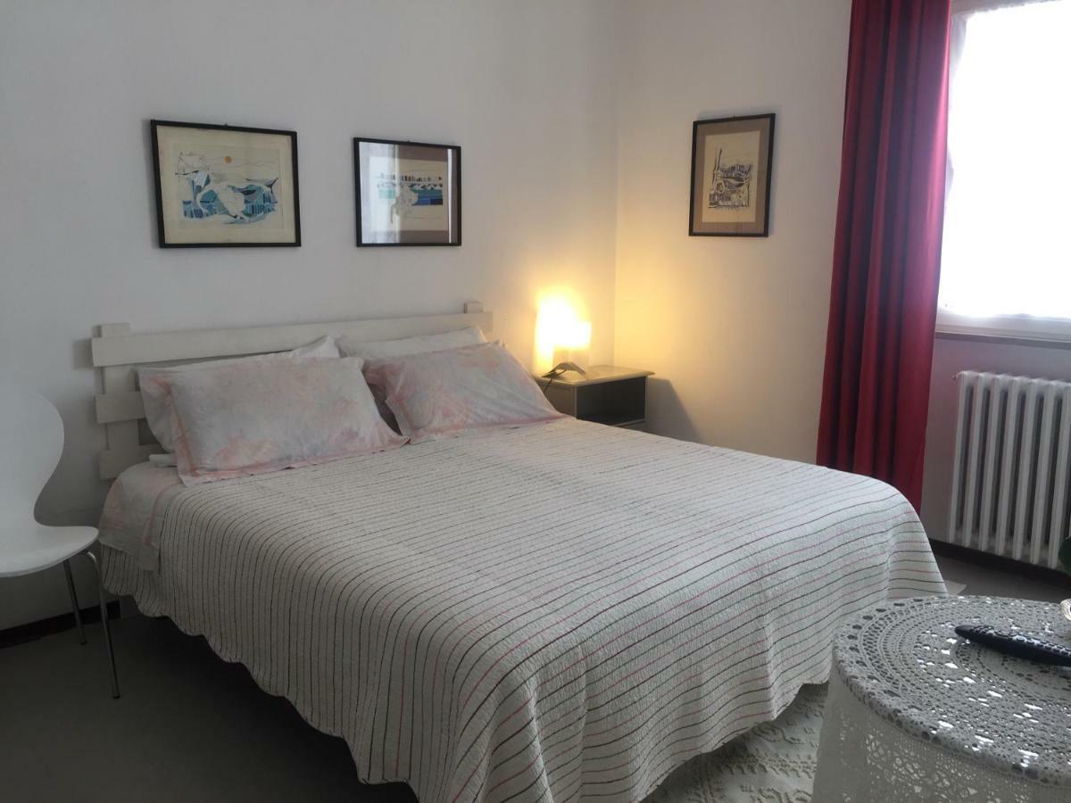 Short Let Hotell Olbia Exteriör bild