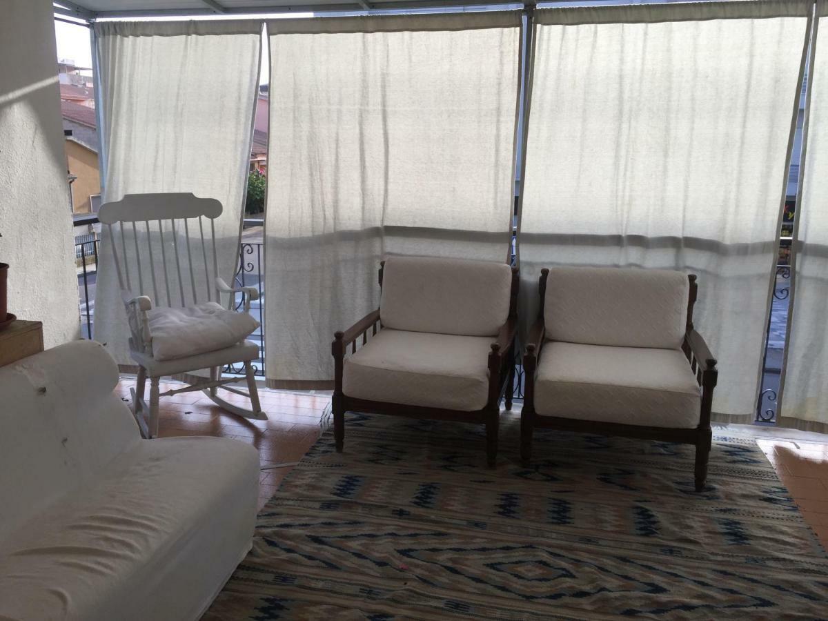 Short Let Hotell Olbia Exteriör bild